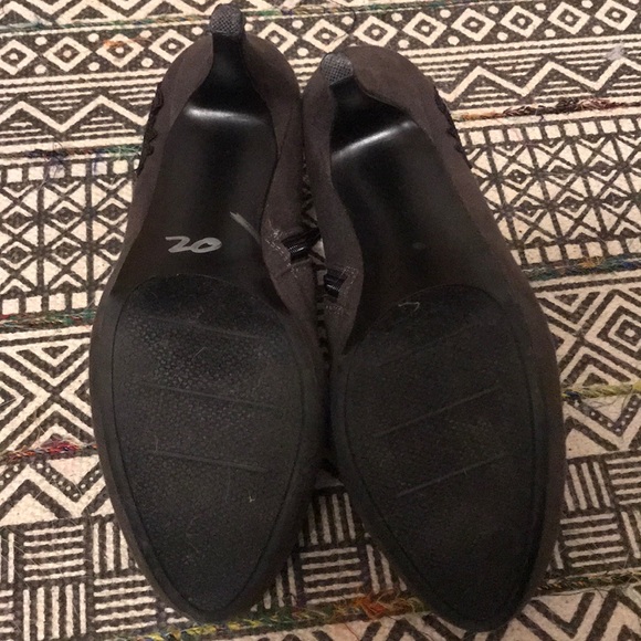 SOLD - Picture 5 of 9